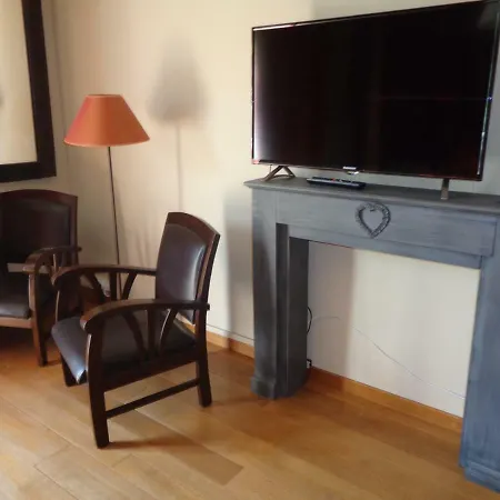 Le Mont Saint Roch , D'hotes, ゲストハウス 3*